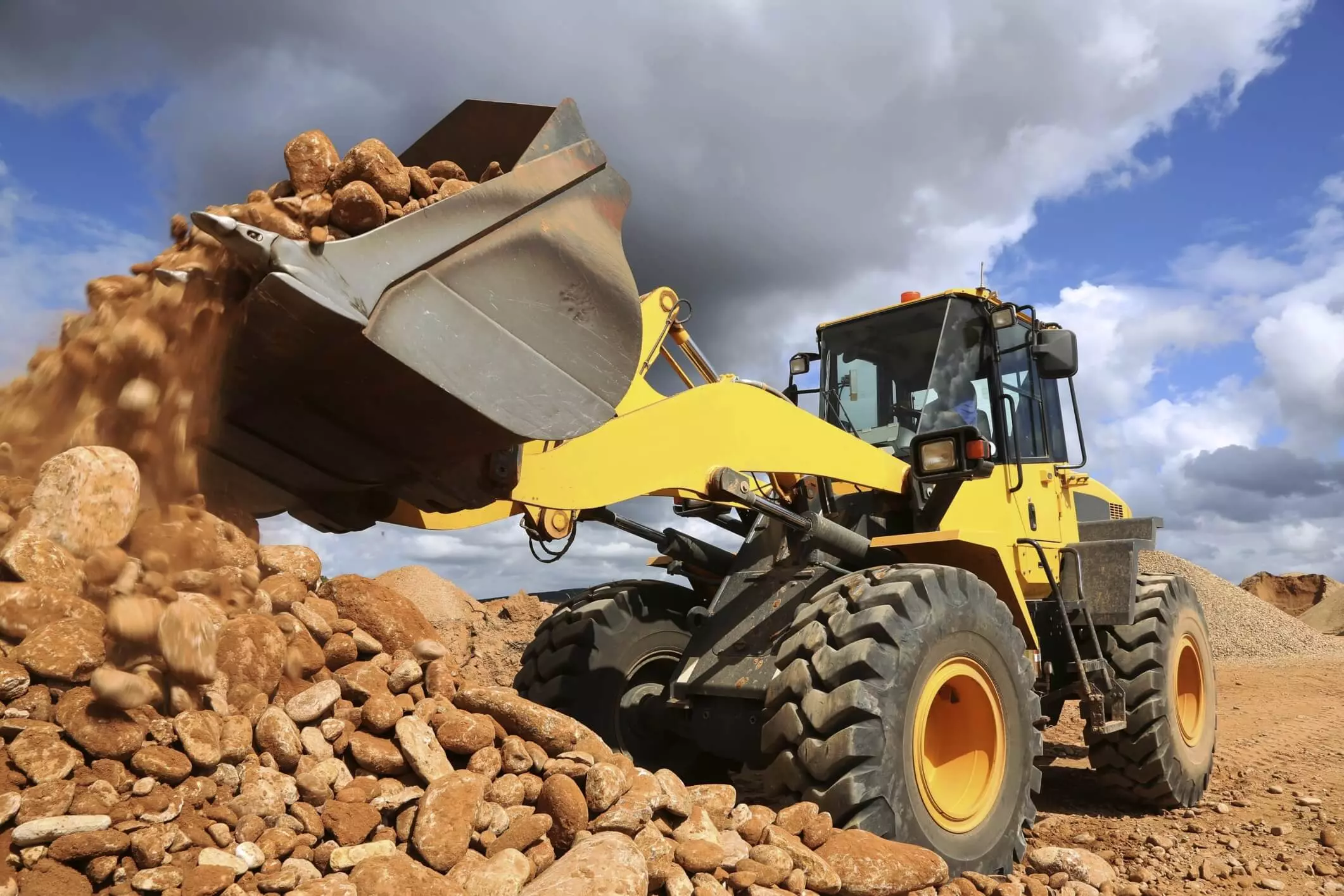 Heavy Earthmoving Equipment - Turnkey Project Management